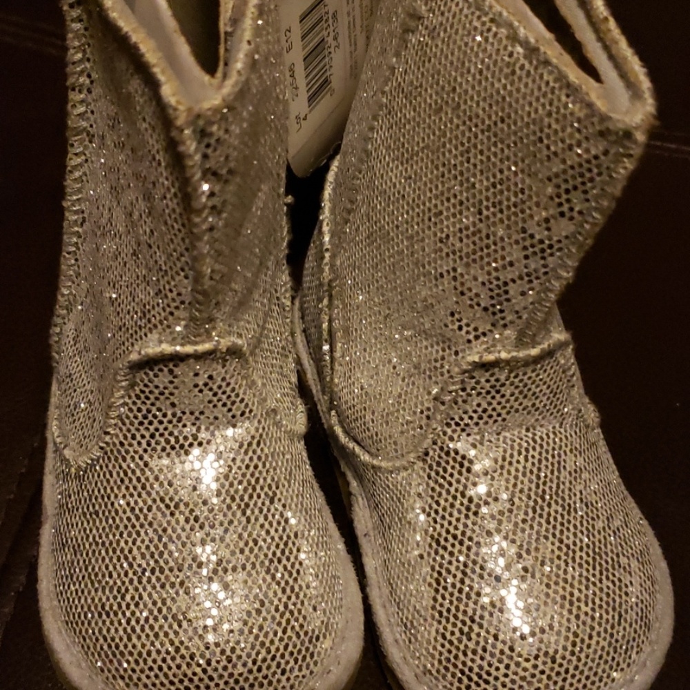 Silver Boots - Picture 2 of 2